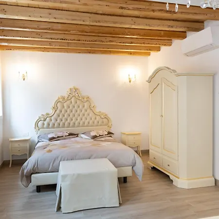 B&B Luxury Suite Antonietta-3